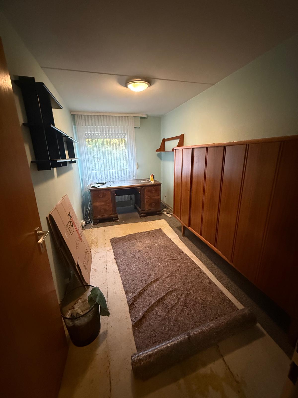 Zimmer vor Entrümpelung